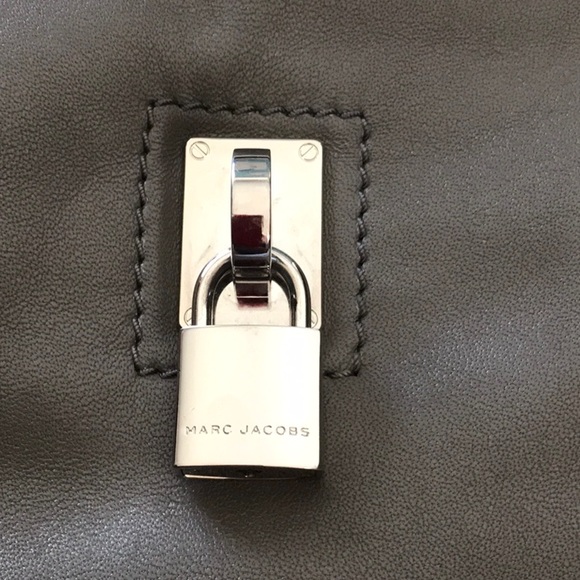 Marc Jacobs Leather Handbag - Picture 3 of 12